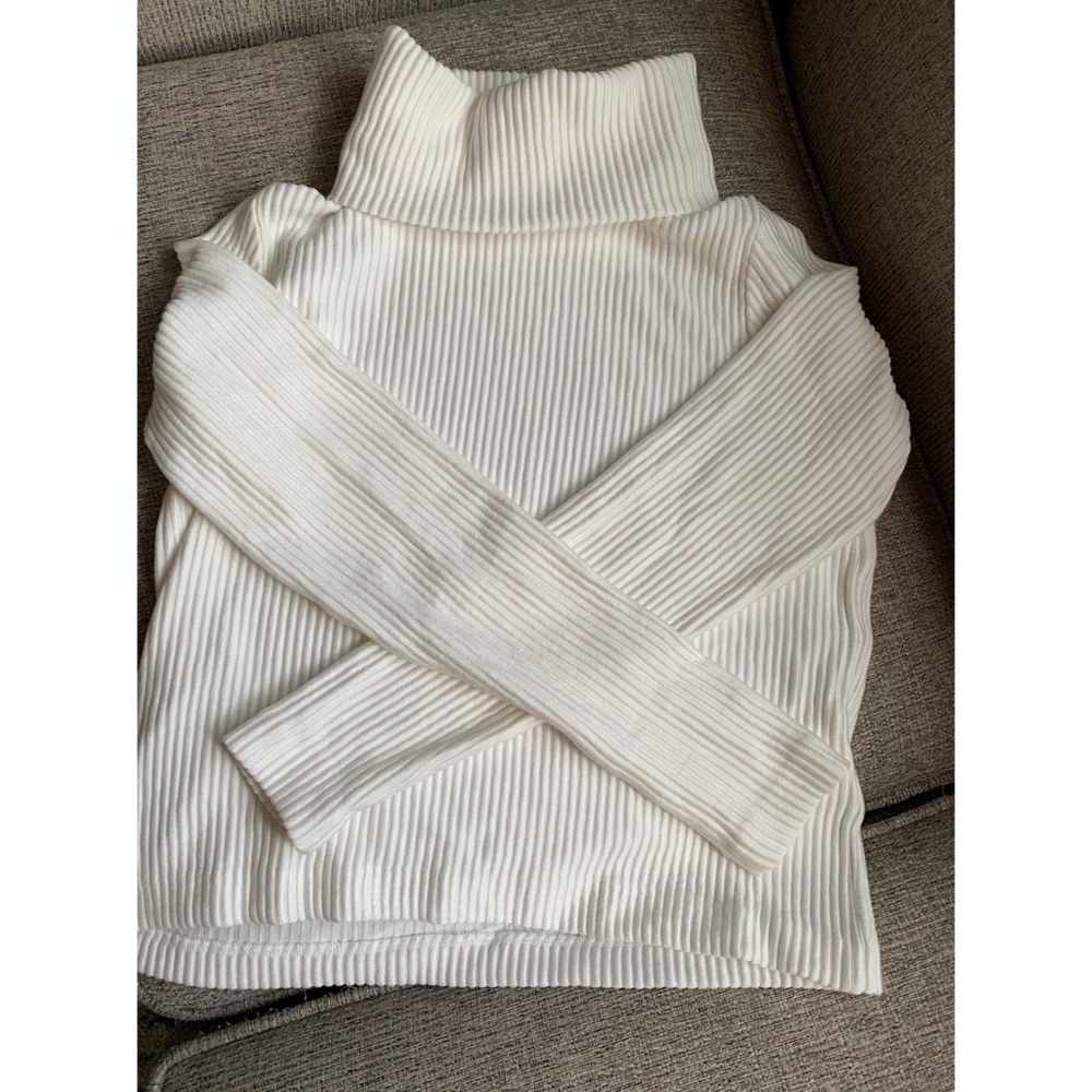 Meredith Top (White, Size S)